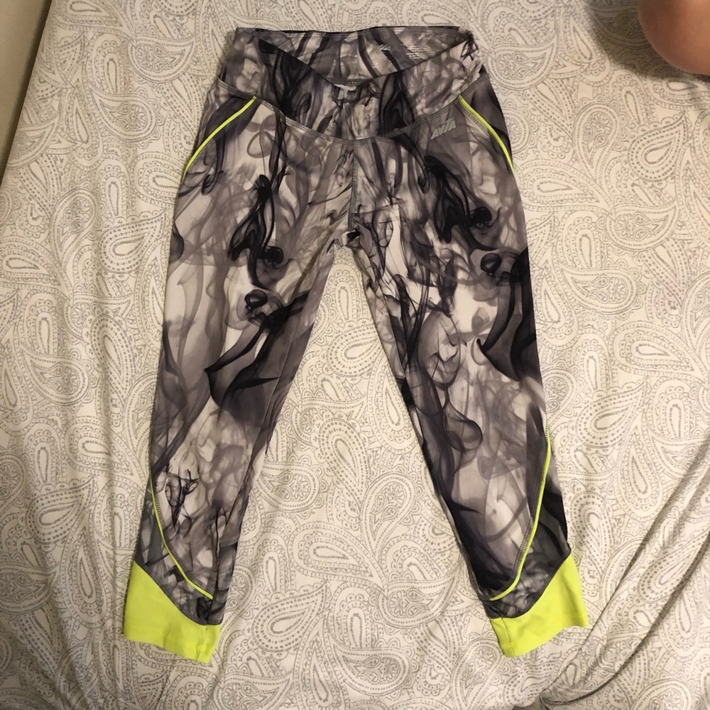 XS Avia Work Out Cropped Leggings